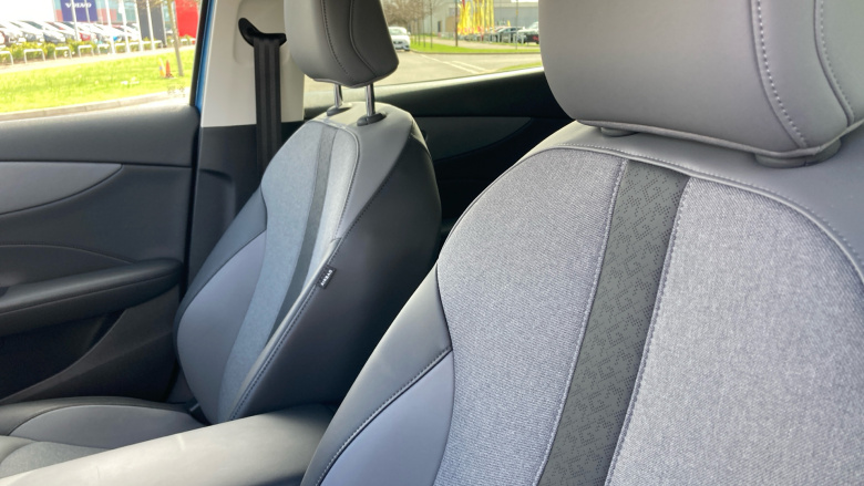 MG MGS5 170kW Trophy EV Long Range 64kWh 5dr Auto Electric Estate